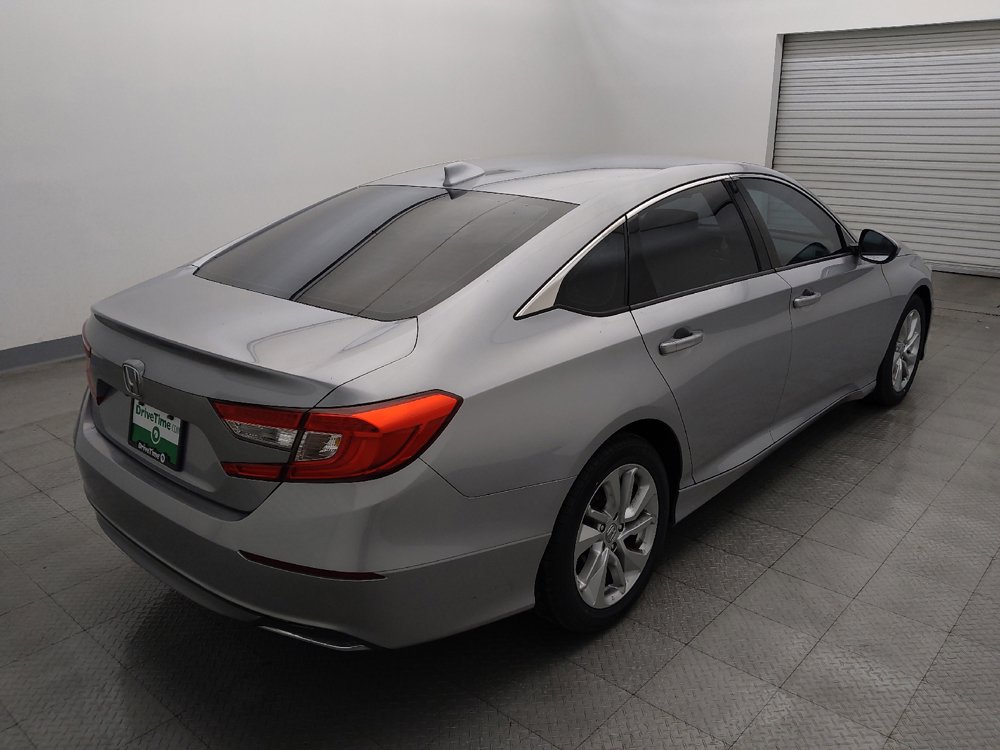 Used 2018 Honda Accord LX image 9