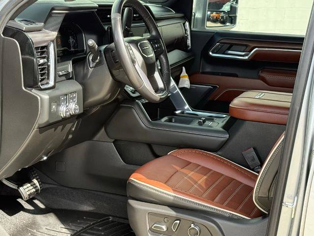 Used 2024 GMC Sierra 2500 Denali Ultimate image 5