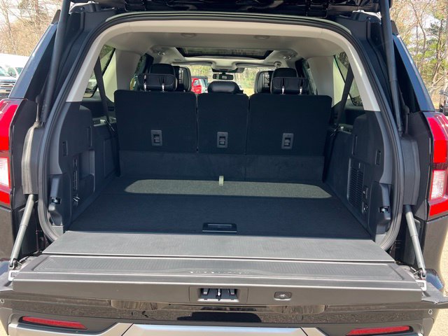 New 2026 Ford Expedition Max Platinum w/ Driver's Package AWD/4WD image 13