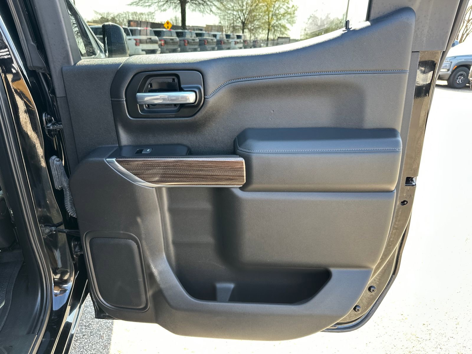 Used 2019 Chevrolet Silverado 1500 RST w/ All-Star Edition image 14