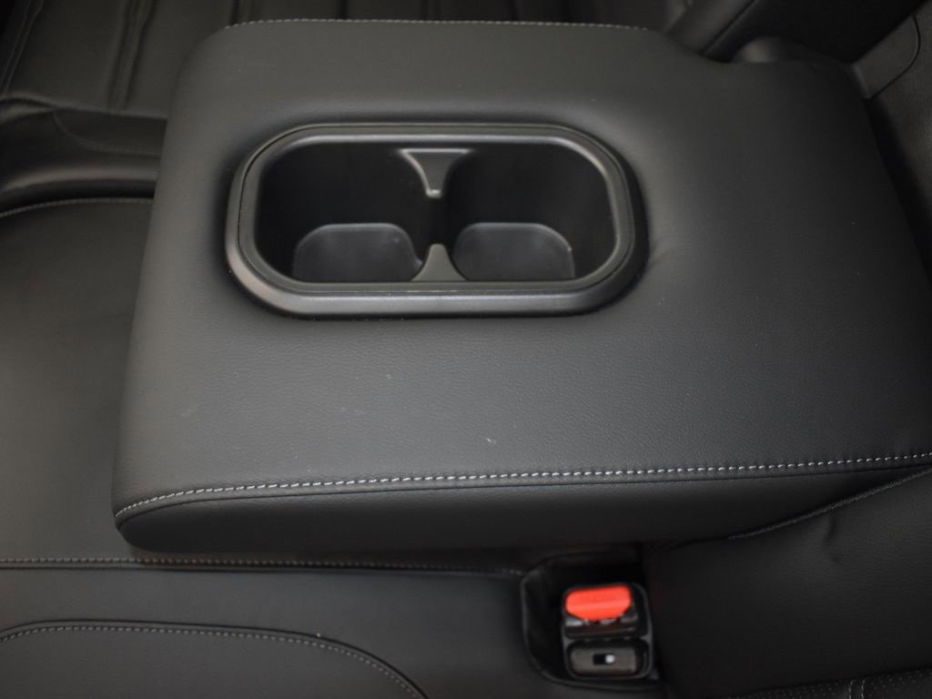 Used 2021 Honda CR-V Touring image 17