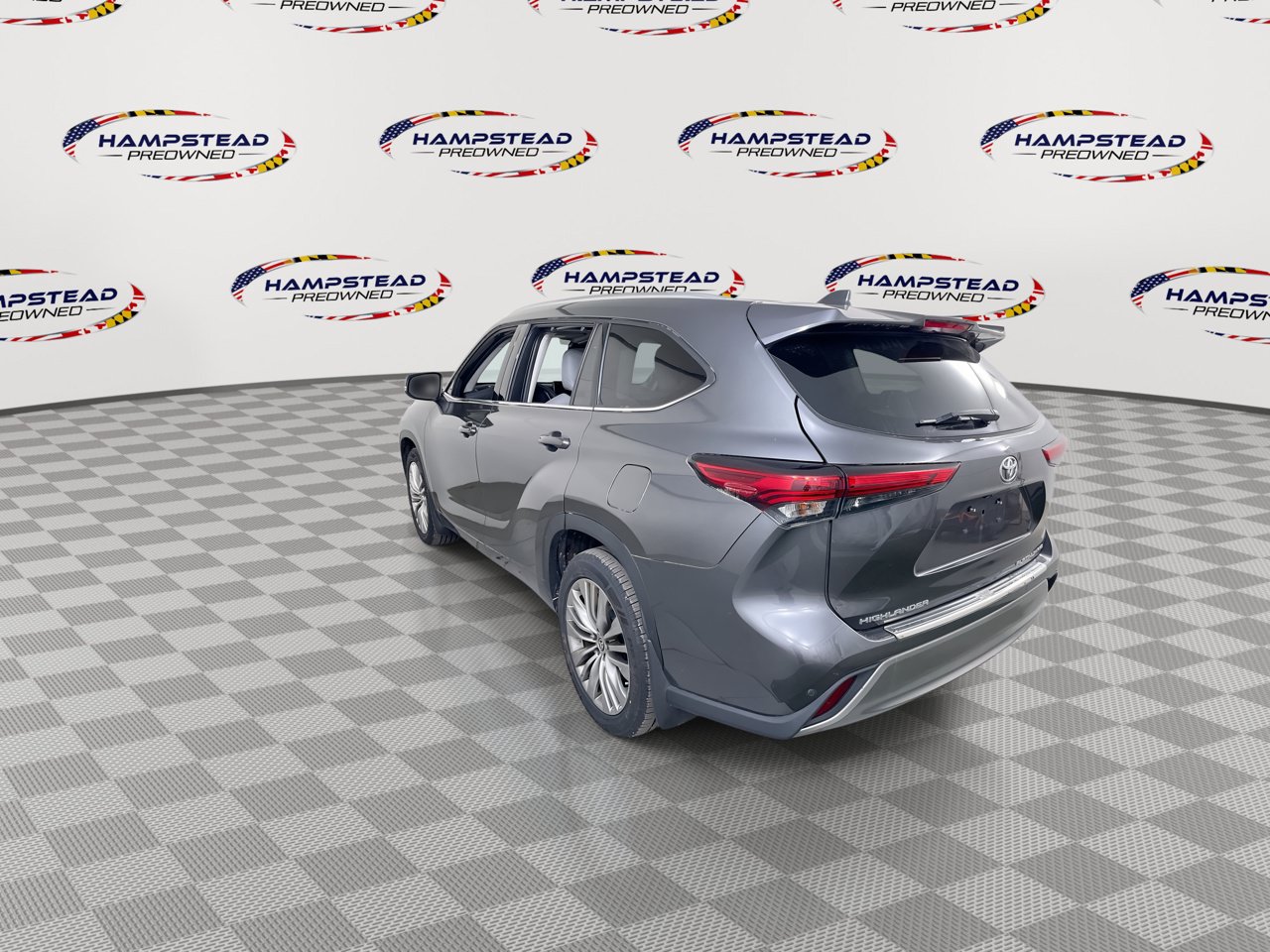 Used 2021 Toyota Highlander Platinum AWD/4WD image 6
