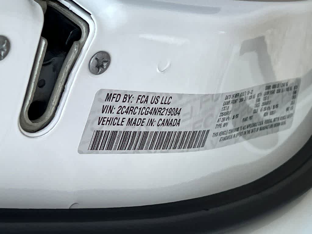 Used 2022 Chrysler Voyager LX FWD image 33