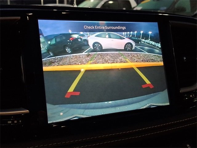Used 2021 Chrysler Pacifica Touring-L w/ Uconnect Theater Family Group image 24