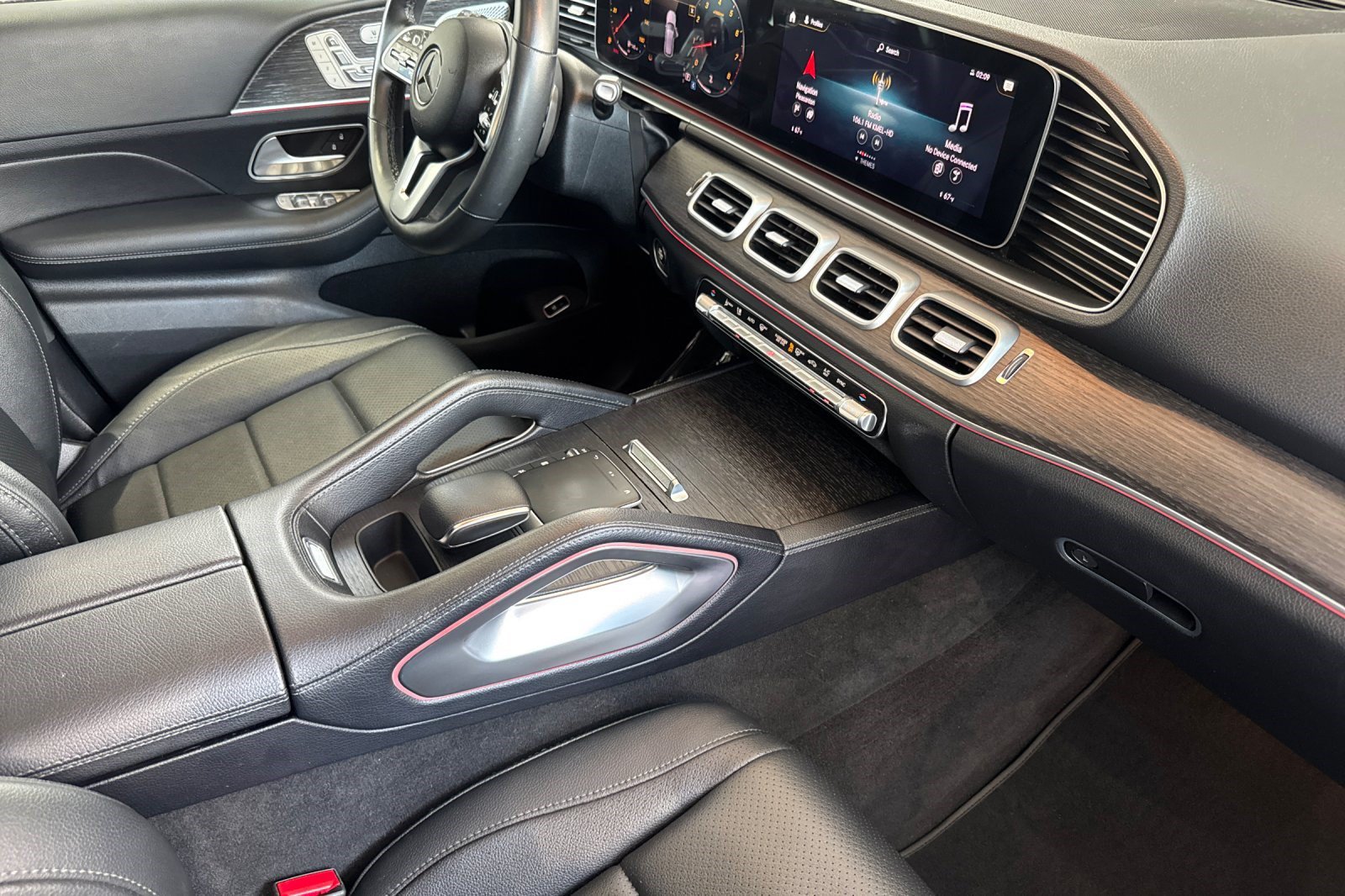 Used 2022 Mercedes-Benz GLE 350 4MATIC image 21