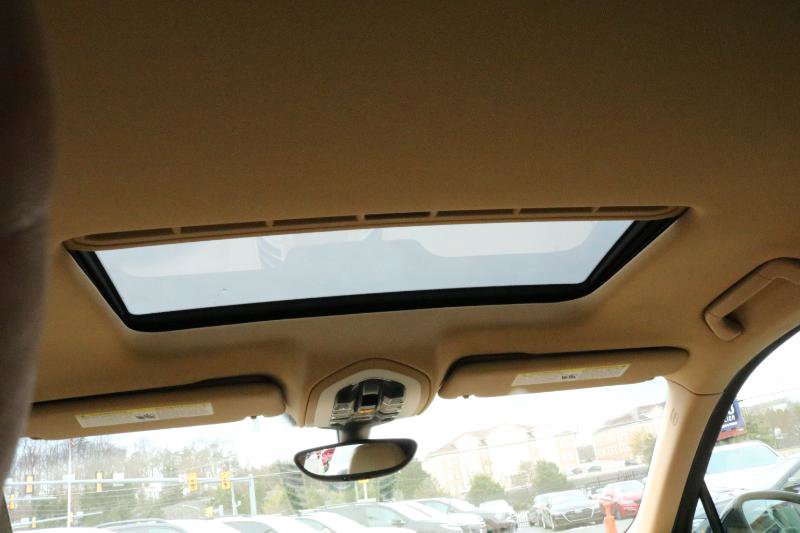 Used 2012 Porsche Cayenne image 19