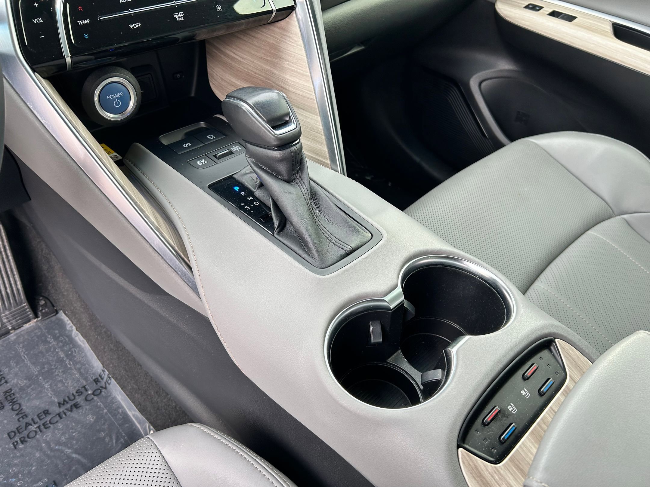 Certified 2021 Toyota Venza Limited w/ Advanced Technology Package image 17