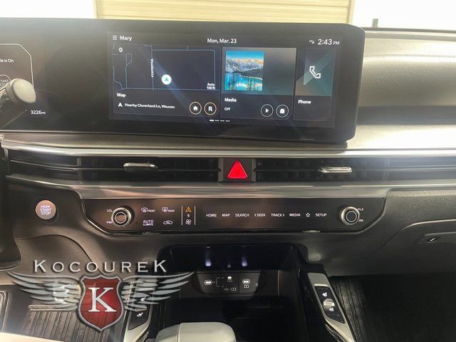 Used 2025 Kia Sorento SX Prestige image 16
