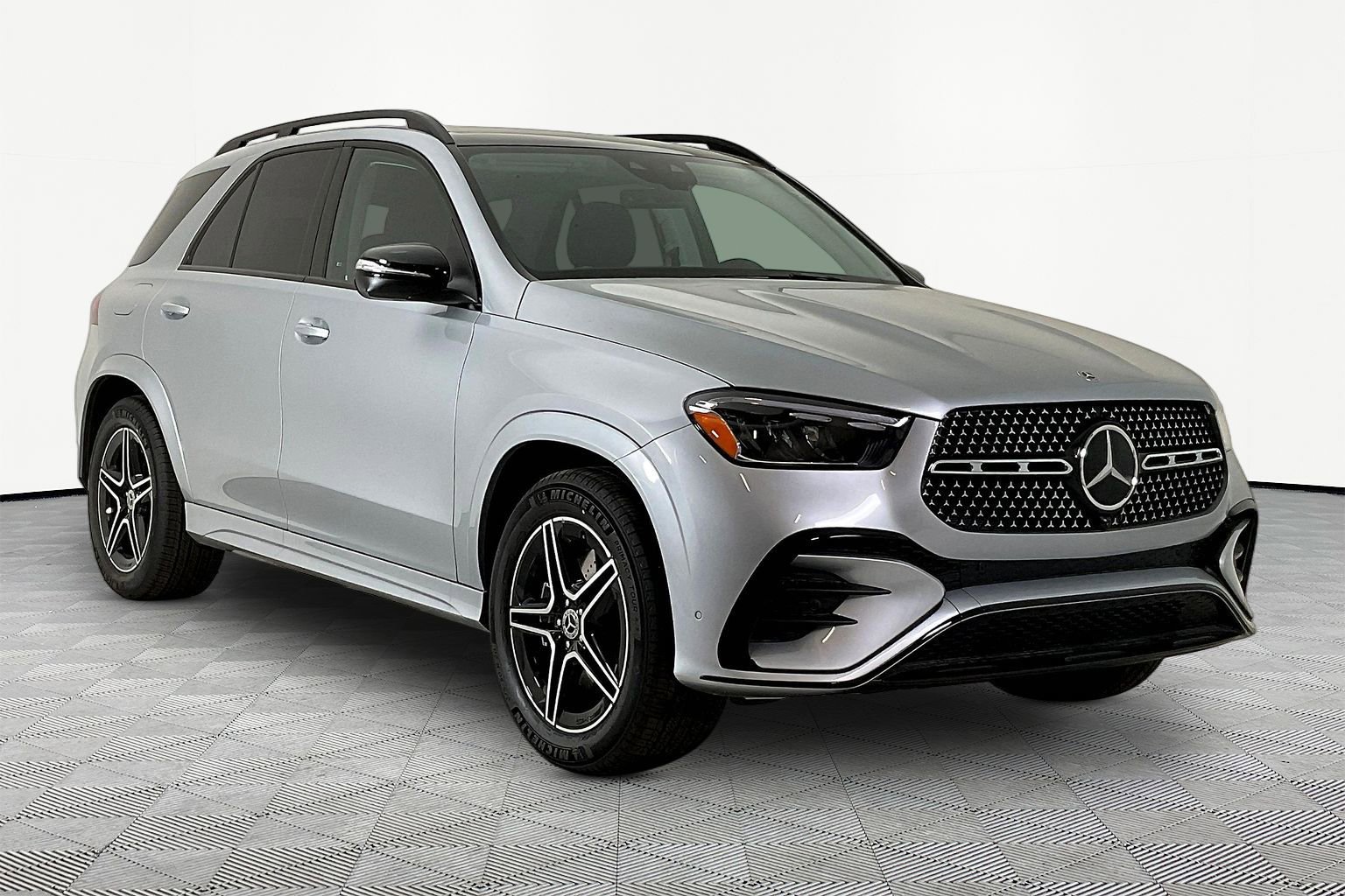 New 2026 Mercedes-Benz GLE 350 4MATIC image 3