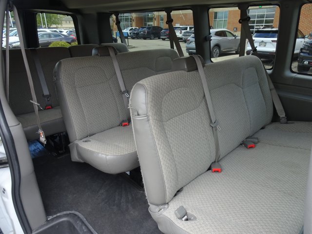 Used 2025 Chevrolet Express 3500 LT w/ LT Preferred Equipment Group RWD image 18