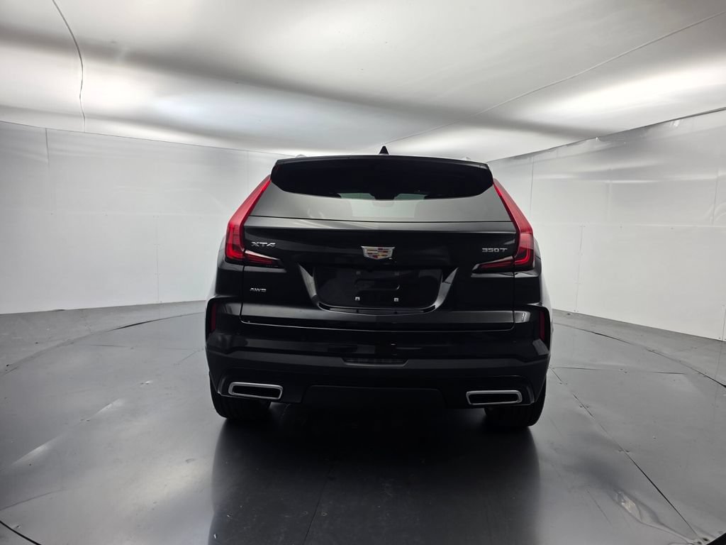 Used 2025 Cadillac XT4 Premium Luxury w/ Technology Package AWD/4WD image 5