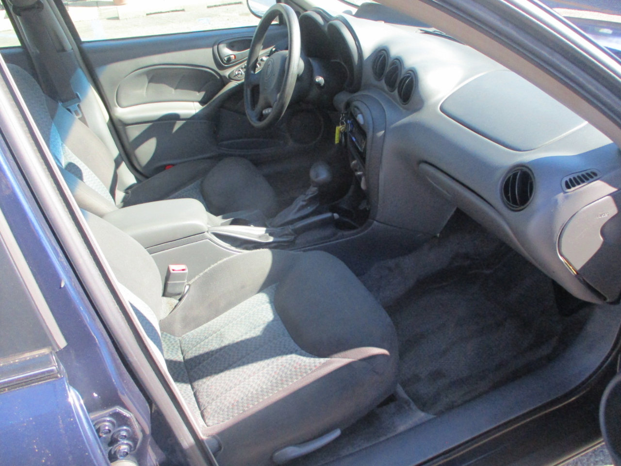 Used 2004 Pontiac Grand Am SE image 7