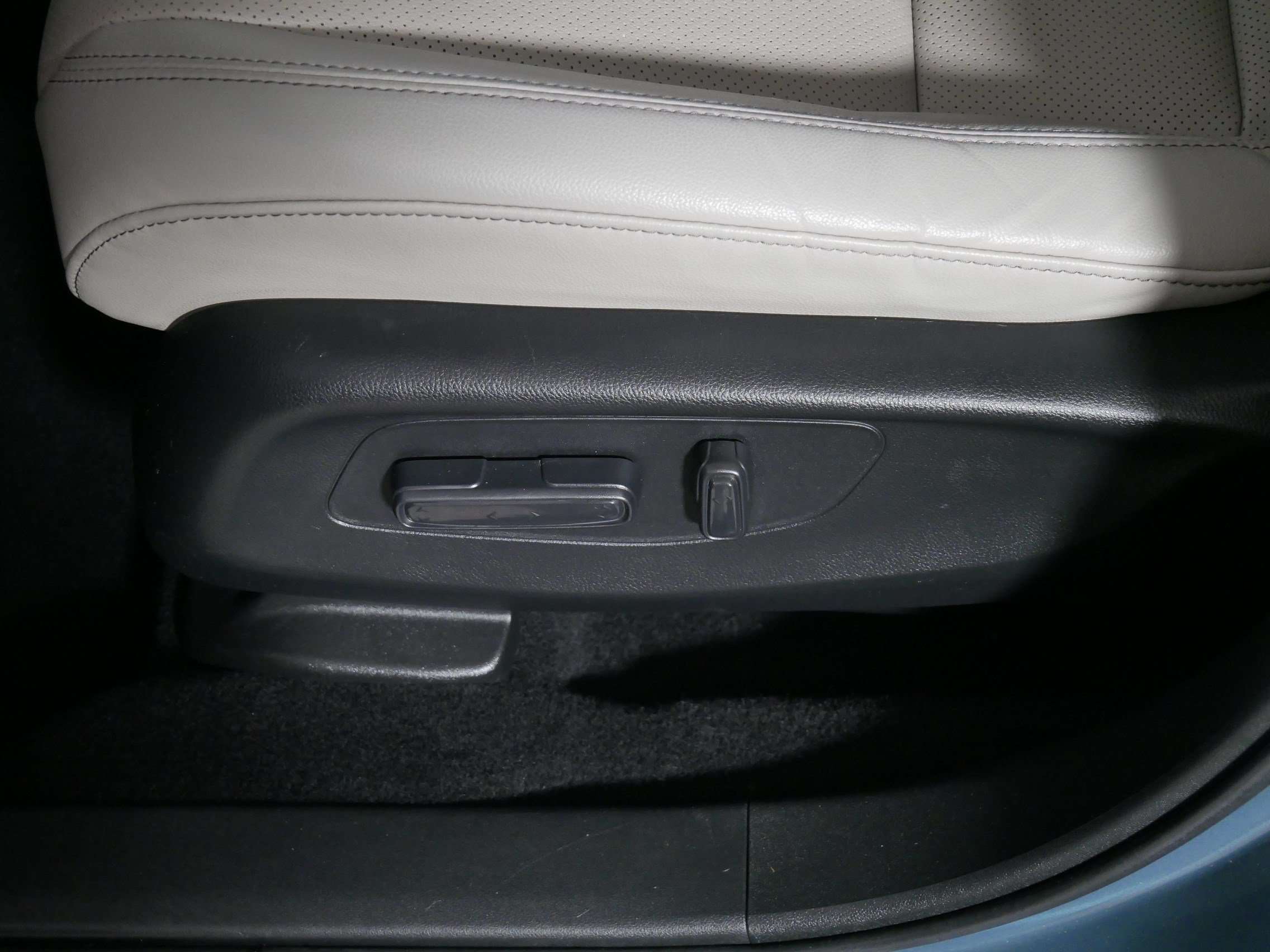 Used 2024 Honda HR-V EX-L image 20