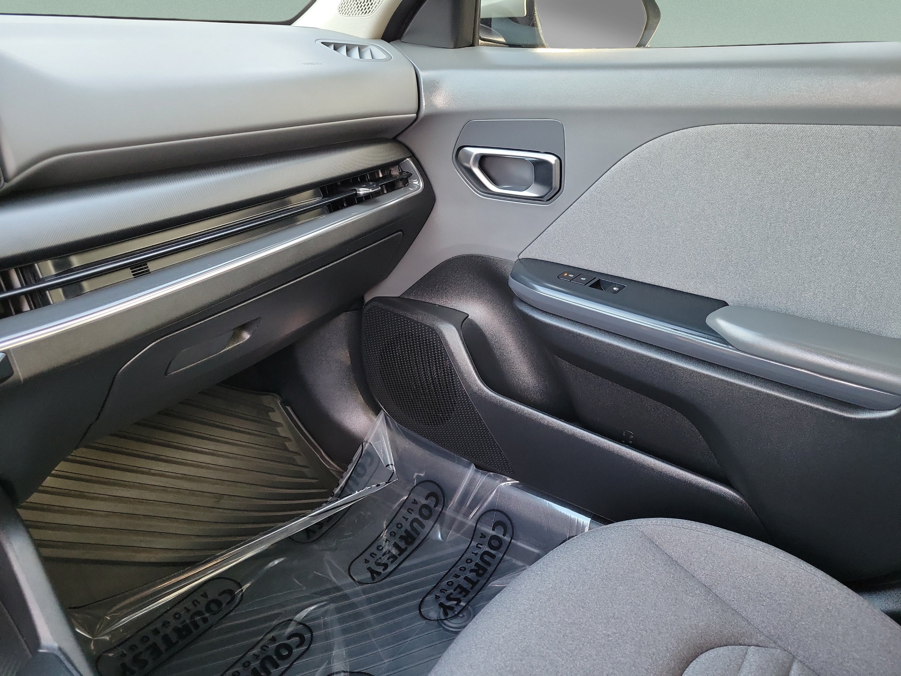 Certified 2025 Kia K4 EX FWD image 22
