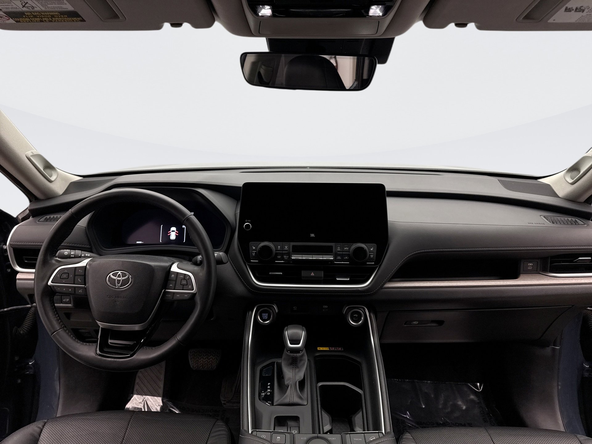 Used 2024 Toyota Grand Highlander AWD image 14