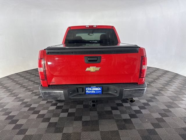 Used 2010 Chevrolet Silverado 1500 LT w/ Interior Plus Package AWD/4WD image 7