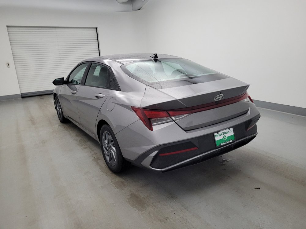 Used 2024 Hyundai Elantra SEL FWD image 5