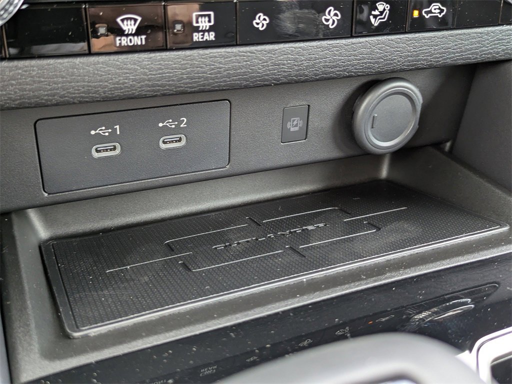 New 2025 Mitsubishi Outlander SE image 23