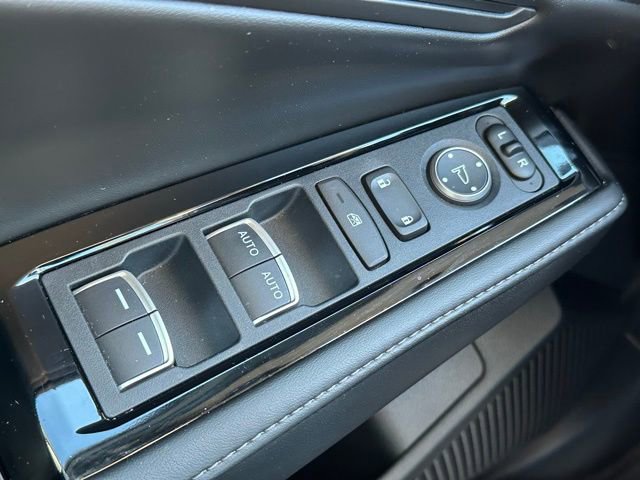 Used 2024 Honda Accord Touring image 17