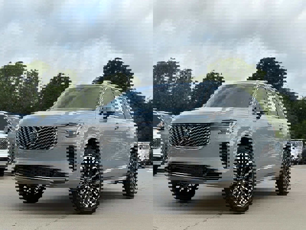 New 2026 Volvo XC90 B6 Ultra w/ Protection Package