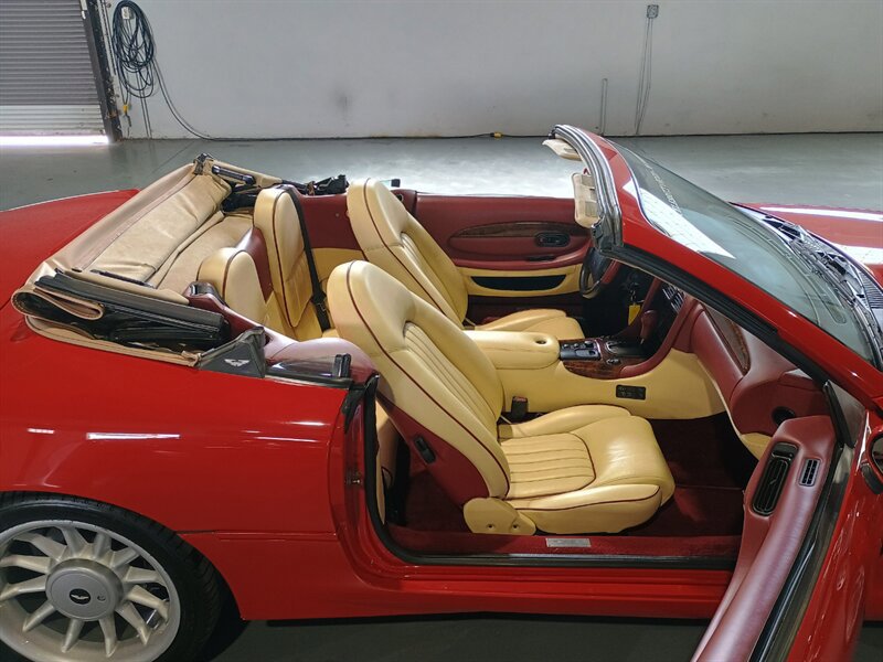 Used 1997 Aston Martin DB7 Volante RWD image 29