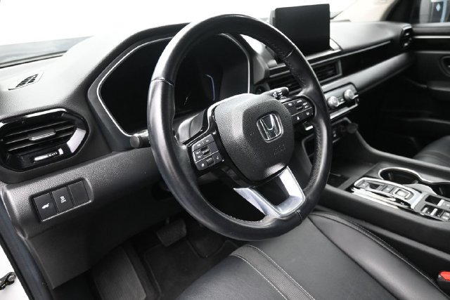 Certified 2024 Honda Pilot Touring image 19