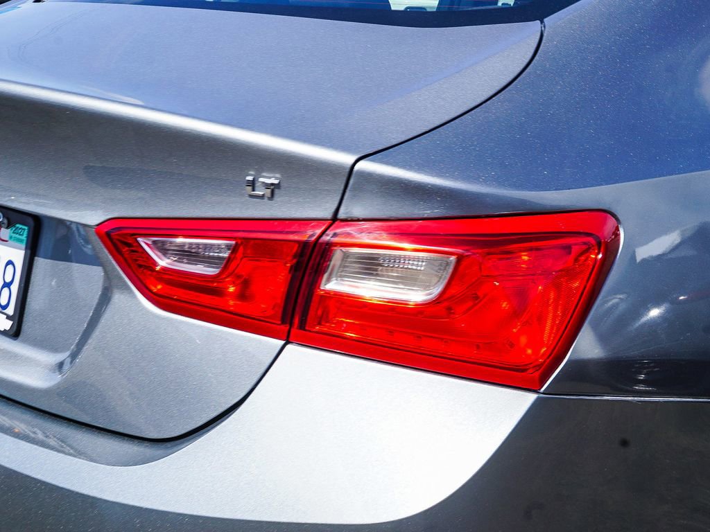 Used 2025 Chevrolet Malibu LT FWD image 7