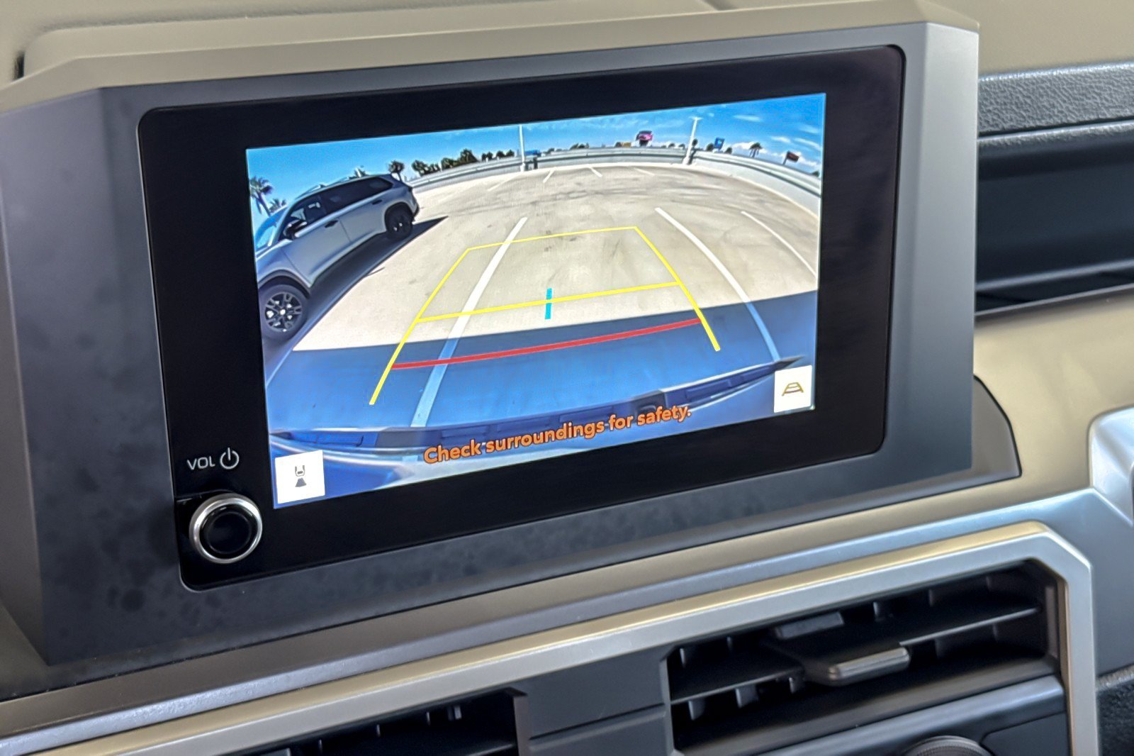 Certified 2025 Toyota Tacoma TRD Sport AWD/4WD image 17