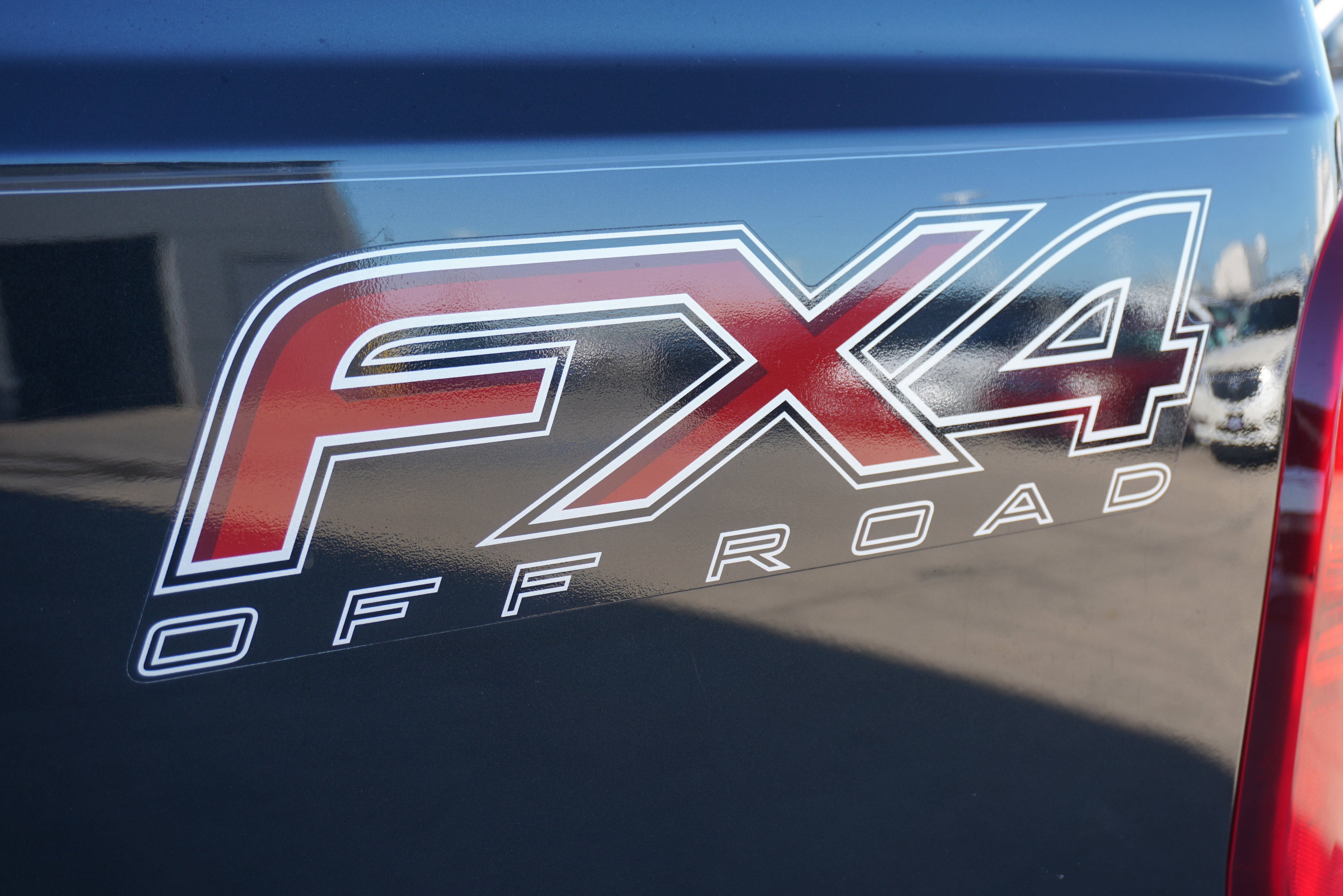 Used 2012 Ford F250 XLT w/ XLT Interior Pkg AWD/4WD image 7