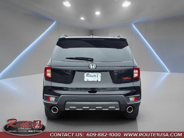 Used 2023 Honda Passport TrailSport image 5