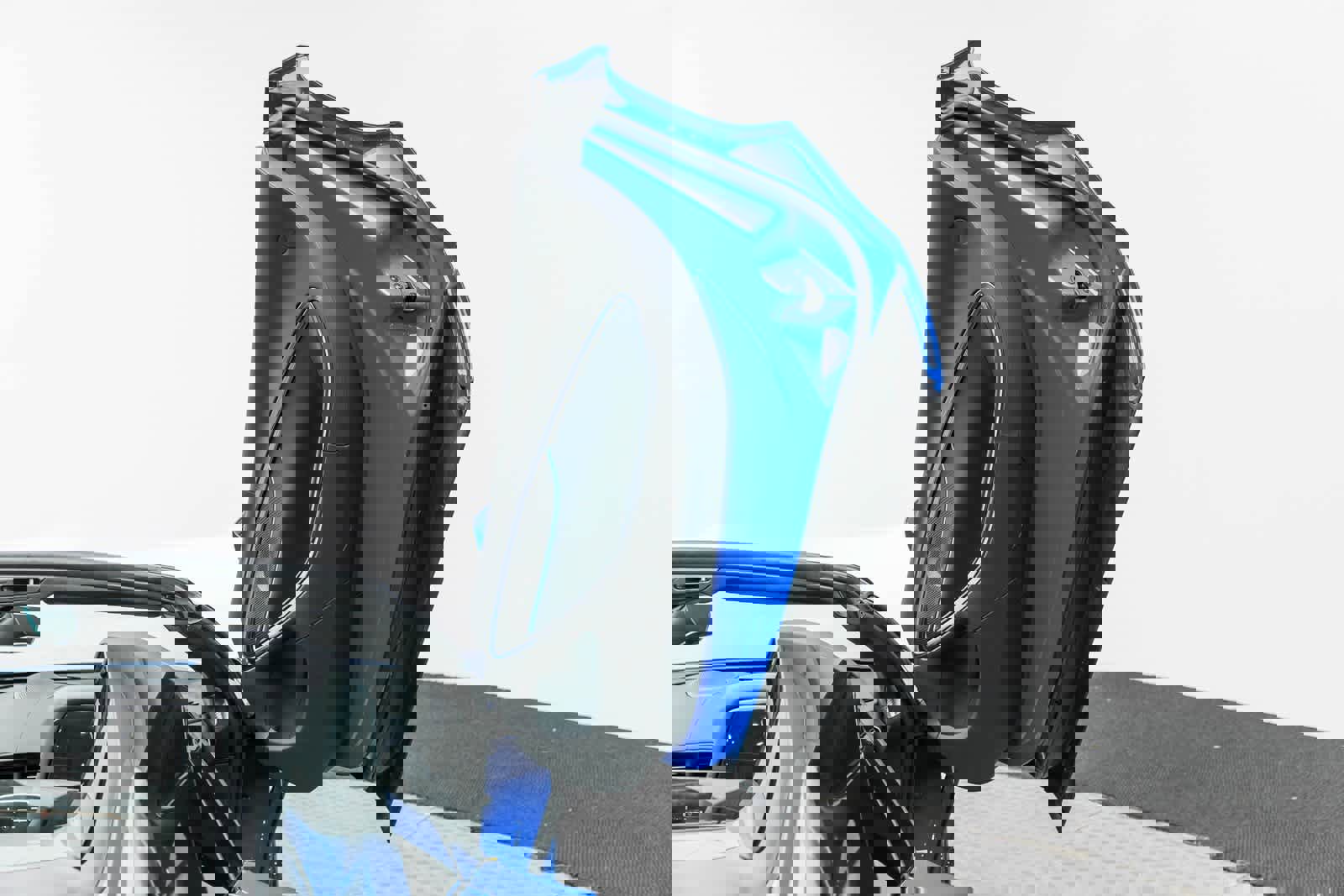 New 2025 McLaren Artura Spider image 37