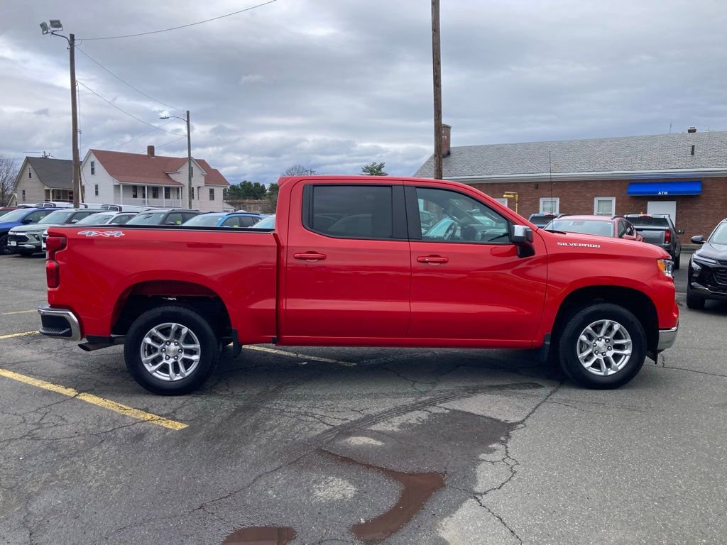 Used 2023 Chevrolet Silverado 1500 LT AWD/4WD image 8