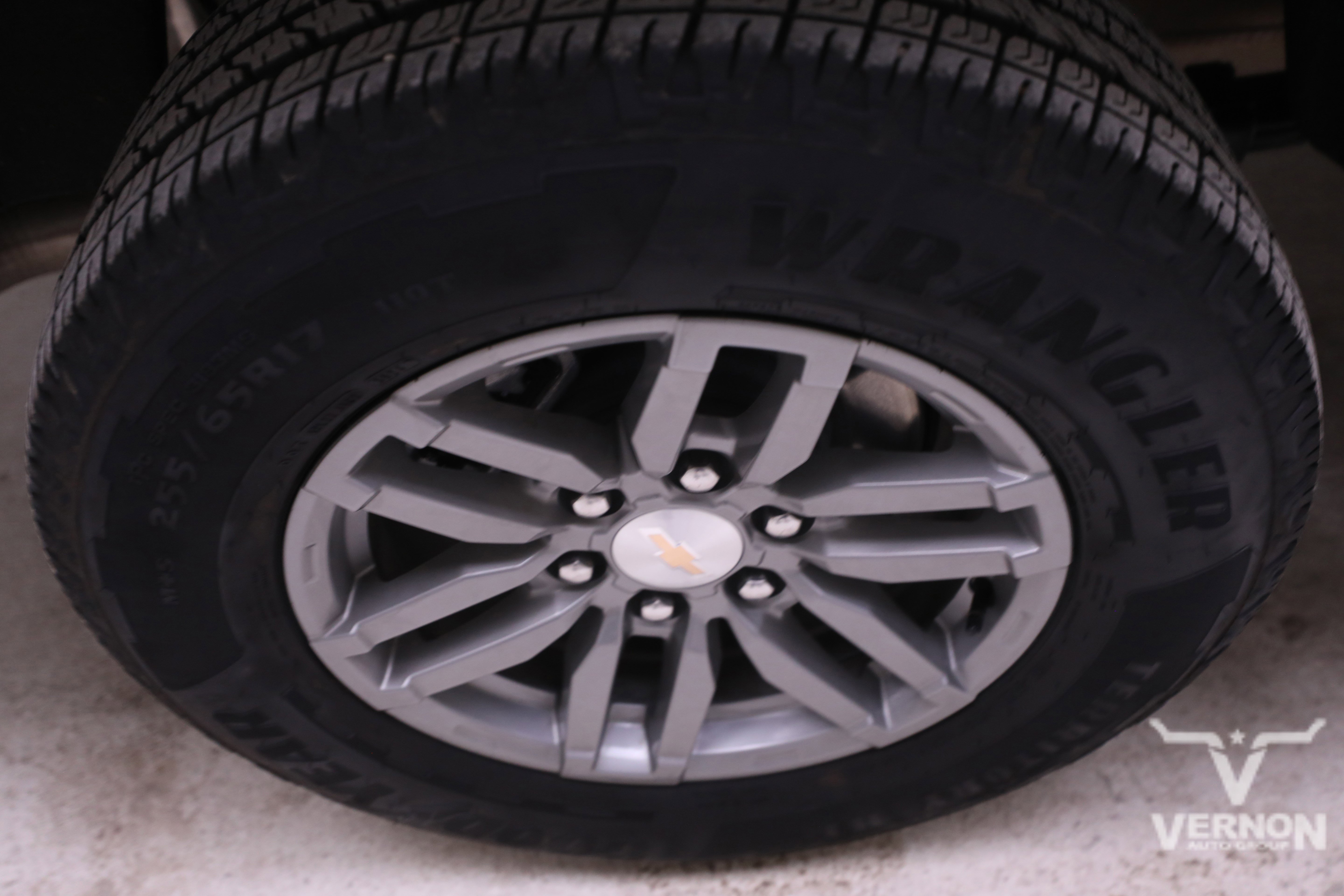 Used 2024 Chevrolet Colorado LT w/ LT Convenience Package image 32