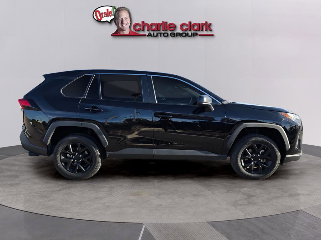 Used 2023 Toyota RAV4 LE FWD image 7
