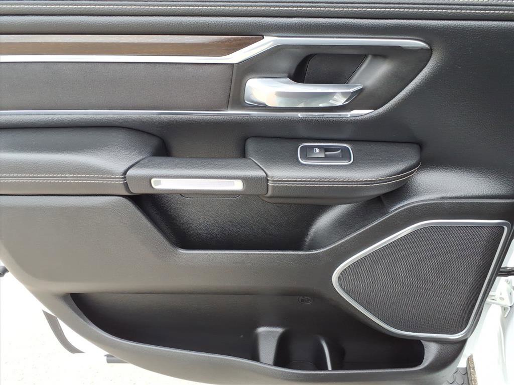 Used 2022 RAM 1500 Laramie image 32