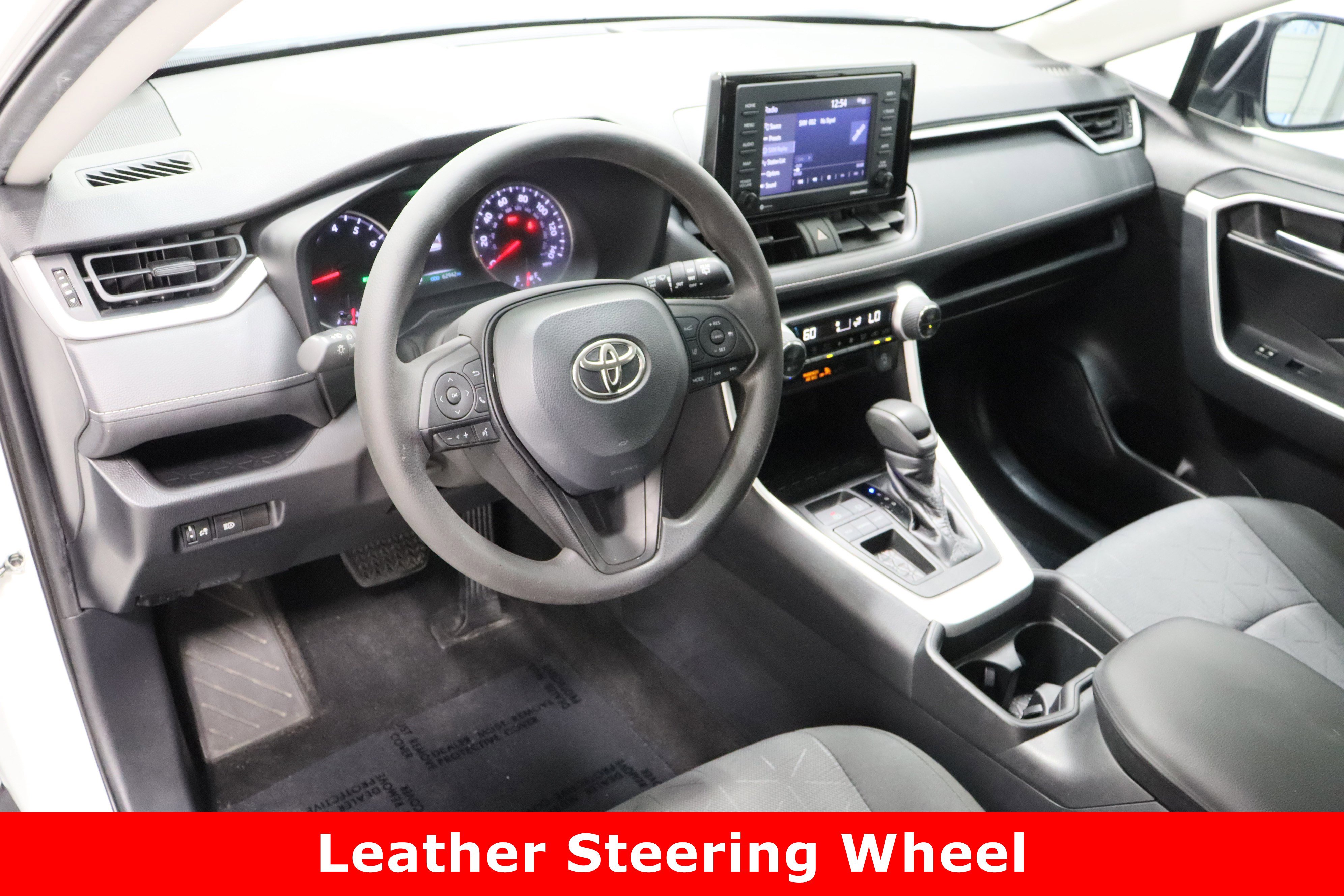 Used 2021 Toyota RAV4 XLE w/ Carpet Mat Package (TMS) image 13