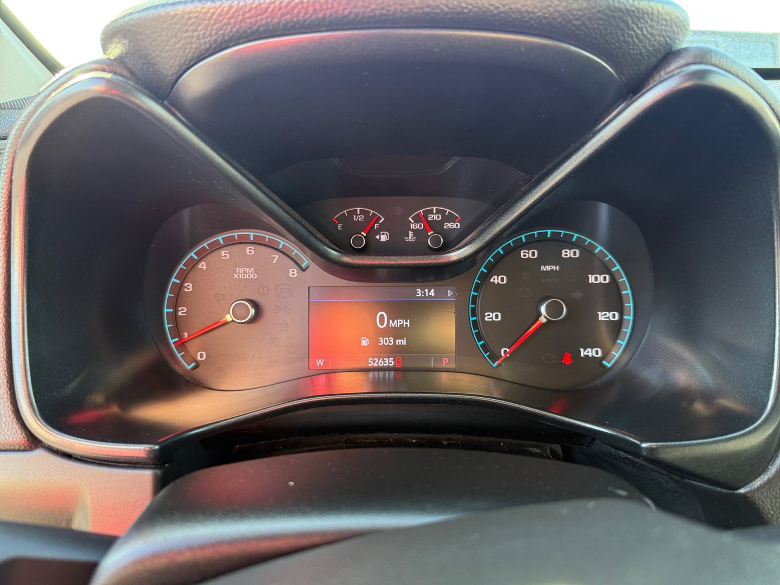 Used 2019 GMC Canyon SLE w/ SLE Convenience Package image 11