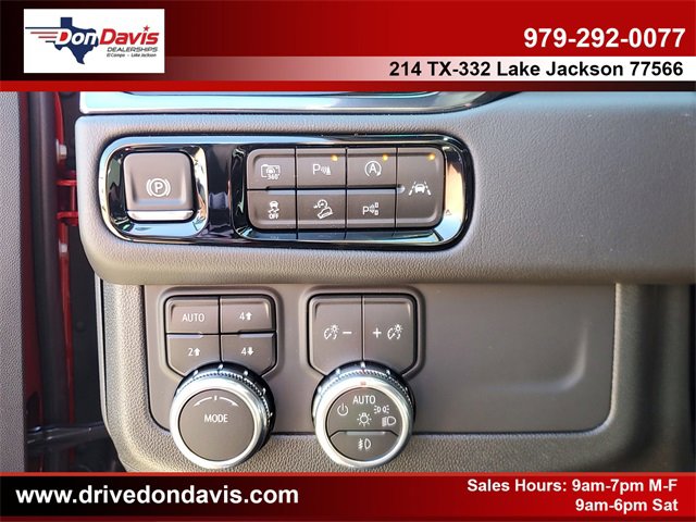 New 2026 GMC Yukon XL AT4 image 22