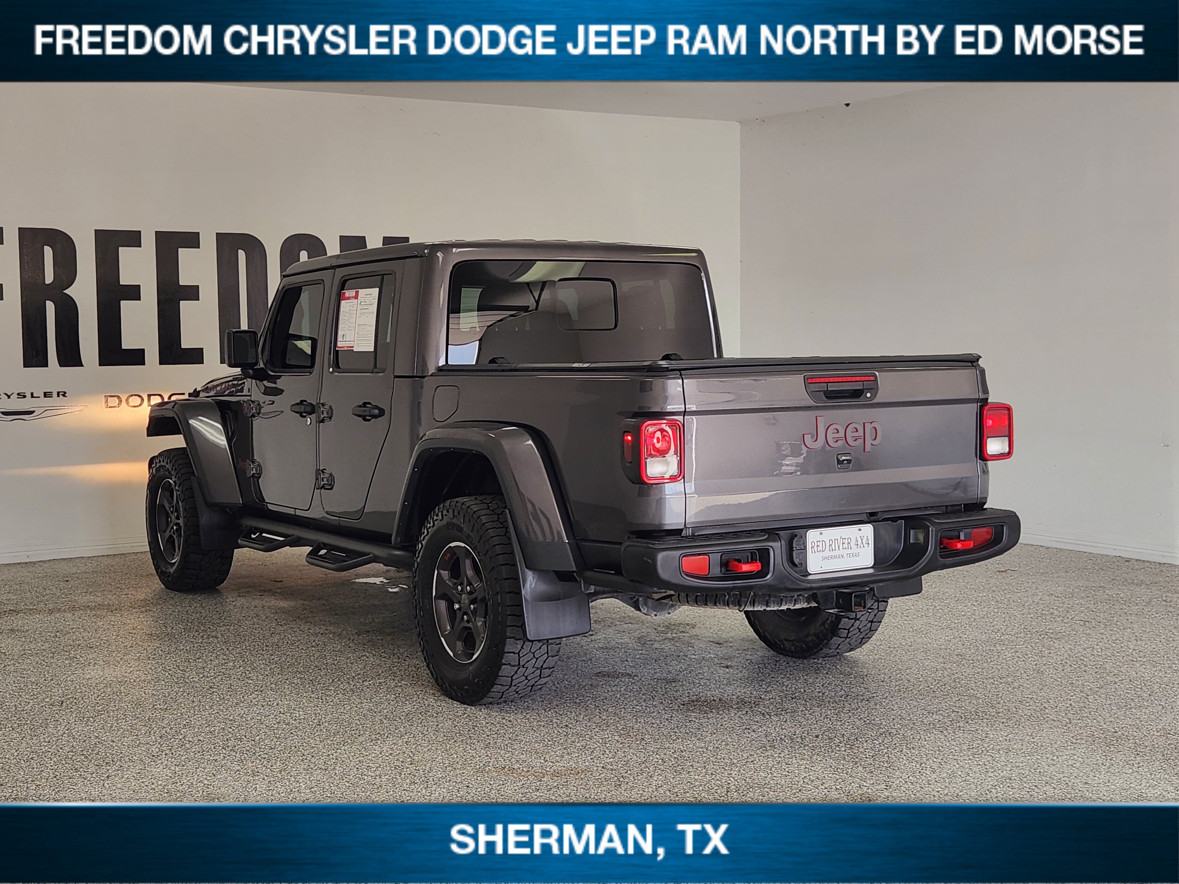 Used 2021 Jeep Gladiator Rubicon AWD/4WD image 3