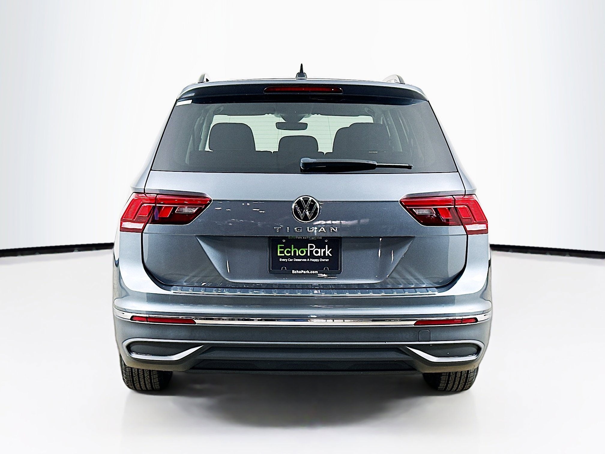 Used 2023 Volkswagen Tiguan S w/ Driver Assistance Package image 7