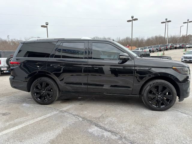Used 2024 Lincoln Navigator Reserve image 8