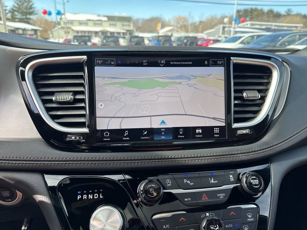 New 2026 Chrysler Pacifica Pinnacle AWD/4WD image 13