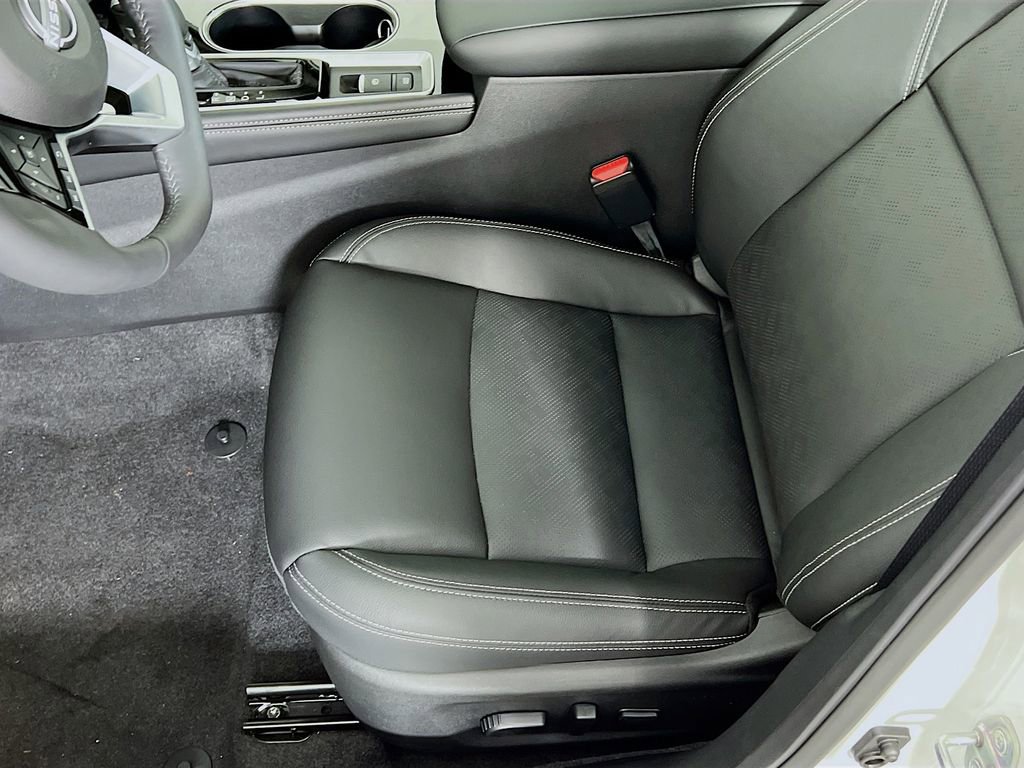 New 2025 Nissan Altima 2.5 SL image 16