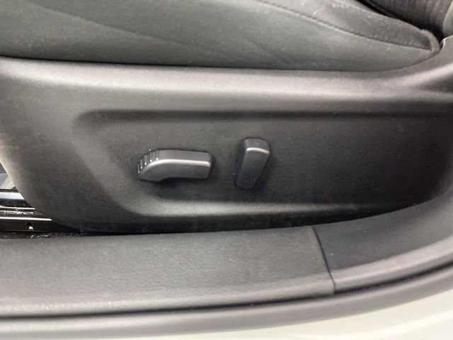 Used 2025 Nissan Altima 2.5 SV image 32
