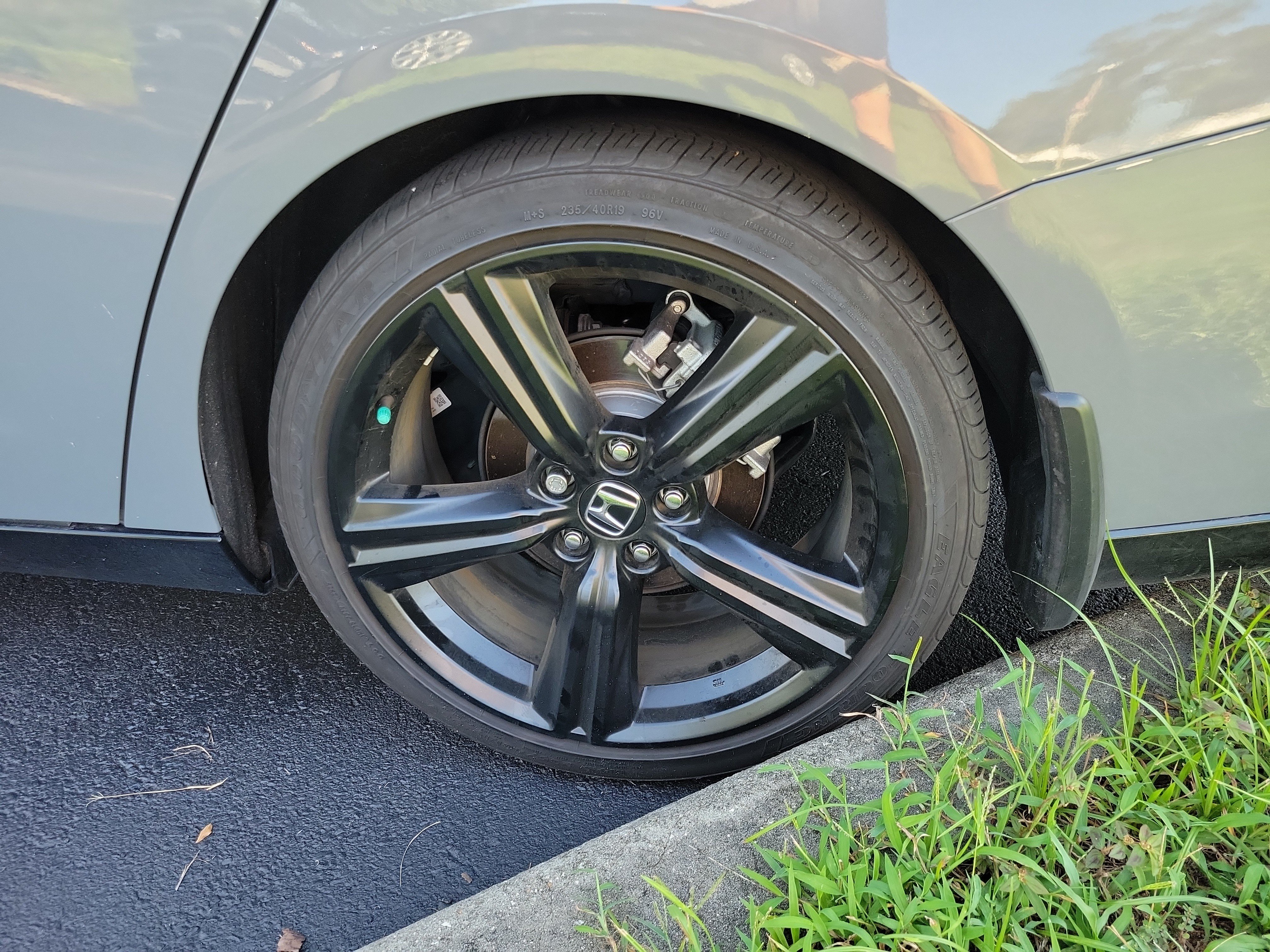 Certified 2025 Honda Accord Sport image 21