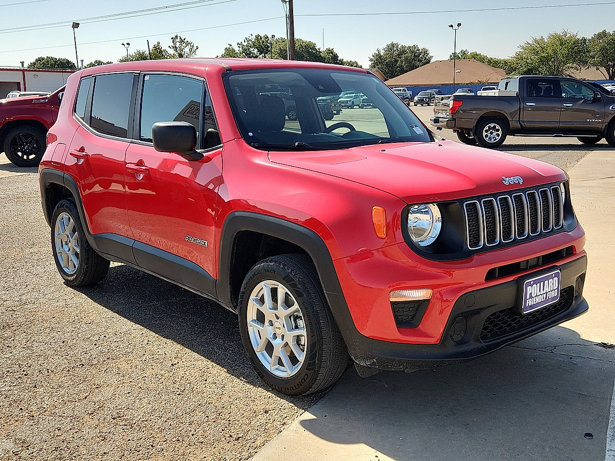 Used 2023 Jeep Renegade Latitude AWD/4WD image 5