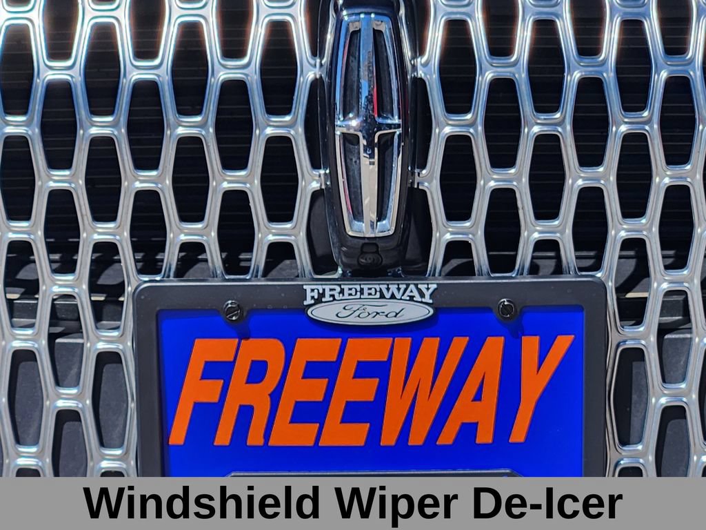 Used 2025 Lincoln Corsair AWD w/ Equipment Group 101A image 22