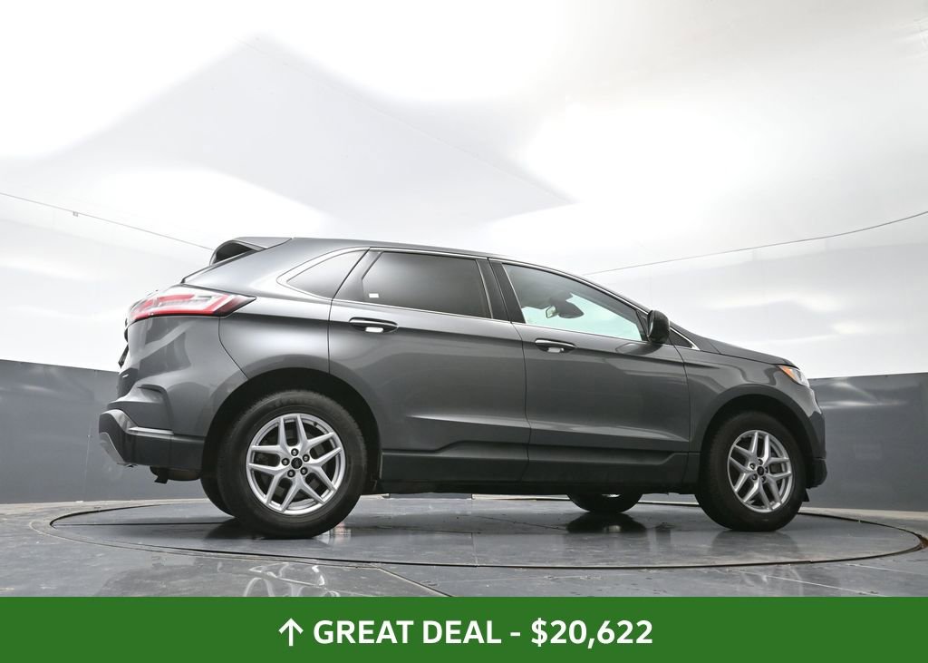 Used 2024 Ford Edge SEL image 53
