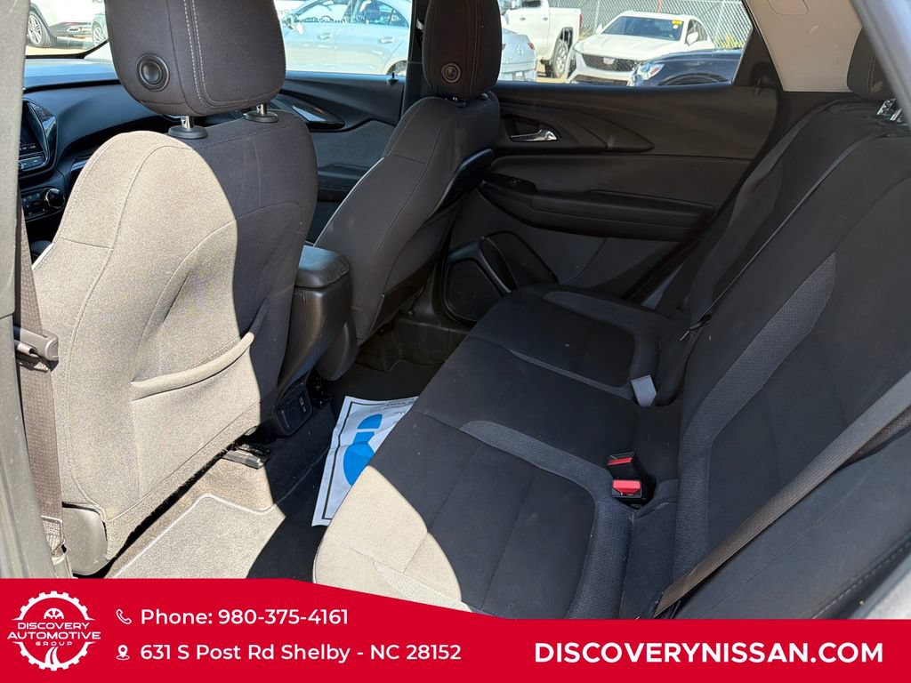 Used 2023 Chevrolet TrailBlazer LT w/ Convenience Package FWD image 13
