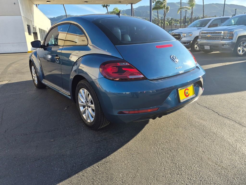 Used 2017 Volkswagen Beetle 1.8T Classic image 12